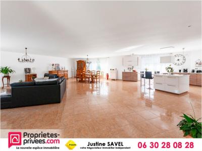 For sale Gievres 8 rooms 225 m2 Loir et cher (41130) photo 2