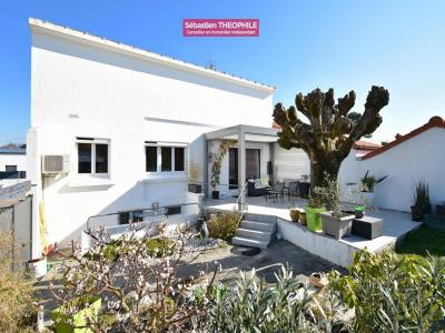 For sale Saint-jean-de-monts 3 rooms 115 m2 Vendee (85160) photo 0
