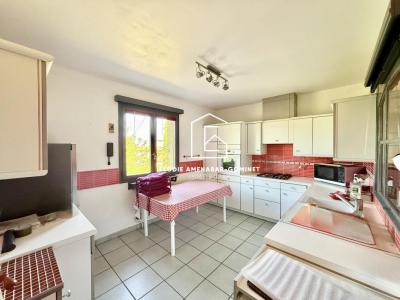 For sale Montanay 6 rooms 172 m2 Rhone (69250) photo 2