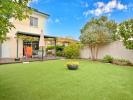 For sale House Poulx 102 m2 4 pieces