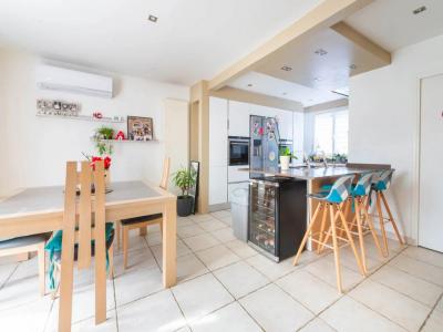 For sale Clayes-sous-bois 6 rooms 111 m2 Yvelines (78340) photo 1