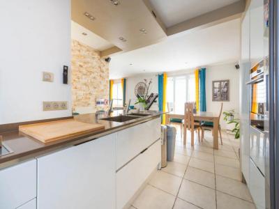 For sale Clayes-sous-bois 6 rooms 111 m2 Yvelines (78340) photo 4