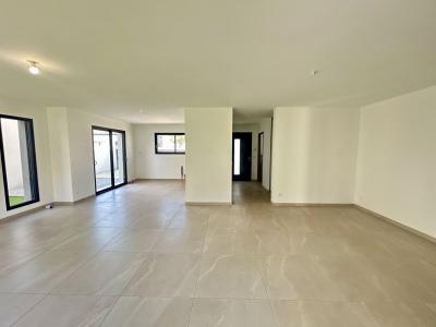 For sale 4 rooms 113 m2 Herault (34450) photo 1