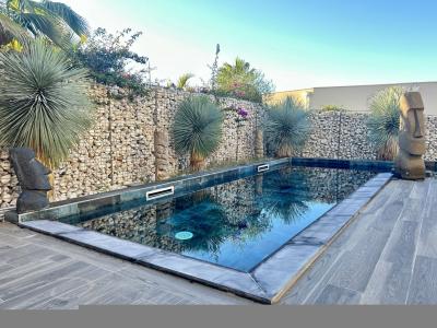 For sale 5 rooms 207 m2 Herault (34300) photo 0