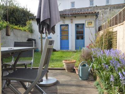 For sale LA GENETTE 6 rooms 98 m2 Charente maritime (17000) photo 3