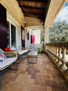 For sale 8KLM DE GOUDARGUES 4 rooms 126 m2 Gard (30630) photo 2