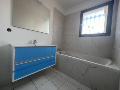 For sale LA PEYRADE 5 rooms 91 m2 Herault (34110) photo 2