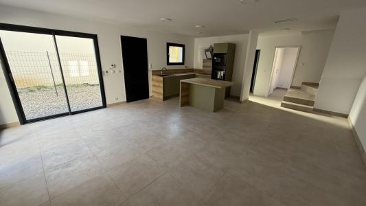 For sale 4 rooms 97 m2 Herault (34210) photo 2