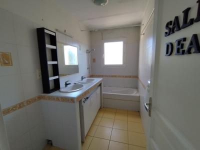For sale 4 rooms 96 m2 Tarn et garonne (82440) photo 3