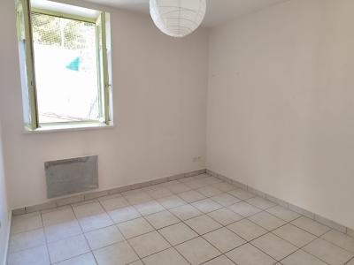 For sale 3 rooms 62 m2 Rhone (69210) photo 3