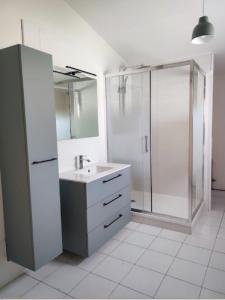 For rent Saint-yzan-de-soudiac 3 rooms 74 m2 Gironde (33920) photo 1