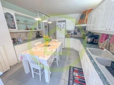 For sale Digne-les-bains 4 rooms 89 m2 Alpes de haute provence (04000) photo 4