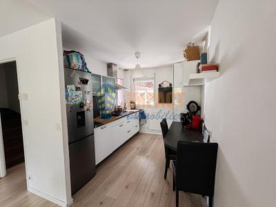 For sale Haubourdin 4 rooms 78 m2 Nord (59320) photo 2