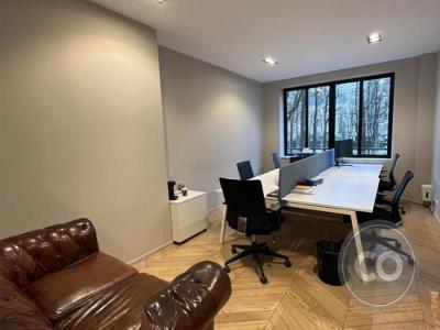 Louer Bureau 80 m2 Paris-16eme-arrondissement