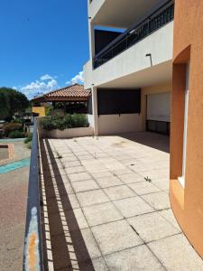 For rent Entraigues-sur-la-sorgue 3 rooms 82 m2 Vaucluse (84320) photo 1