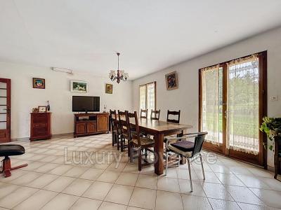For sale Gardanne 5 rooms 92 m2 Bouches du Rhone (13120) photo 3