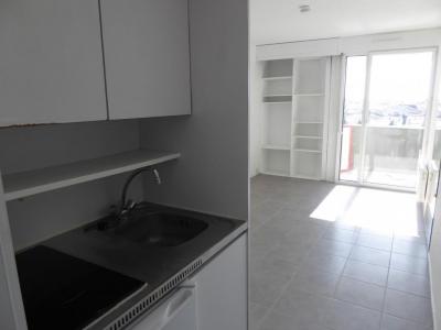 For rent Bordeaux 1 room 16 m2 Gironde (33000) photo 2
