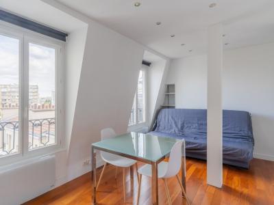 Annonce Location Appartement Paris-15eme-arrondissement 75