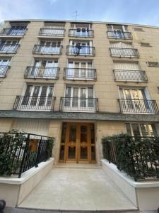 For rent Paris-17eme-arrondissement Paris (75017) photo 0