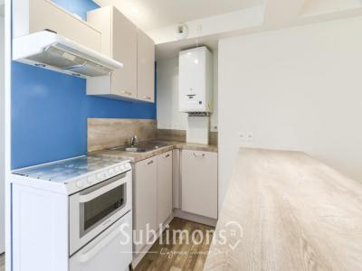 For sale Lorient 2 rooms 50 m2 Morbihan (56100) photo 2