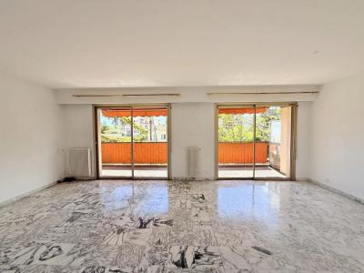 For sale Nice 4 rooms 97 m2 Alpes Maritimes (06000) photo 2