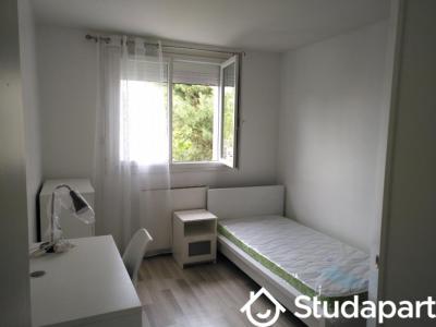 For rent Cergy 1 room 10 m2 Val d'Oise (95000) photo 3