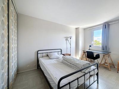For sale Elancourt 4 rooms 87 m2 Yvelines (78990) photo 4