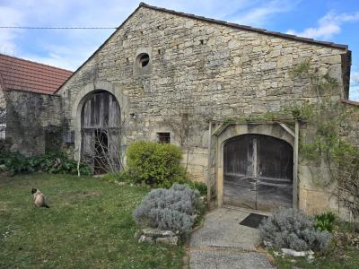 For sale 4 rooms 94 m2 Lot (46090) photo 2