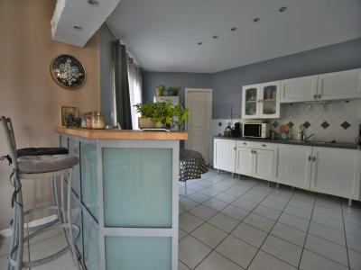 For sale 20 MIN EST CHOLET 10 rooms 195 m2 Maine et loire (49340) photo 4