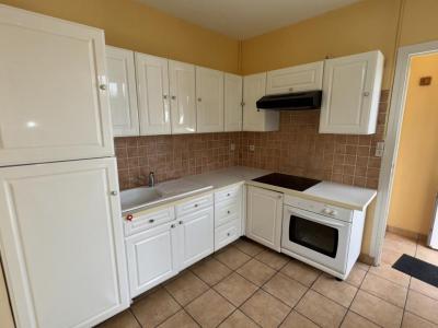 For sale CENTRE BOURG 4 rooms 65 m2 Allier (03360) photo 3