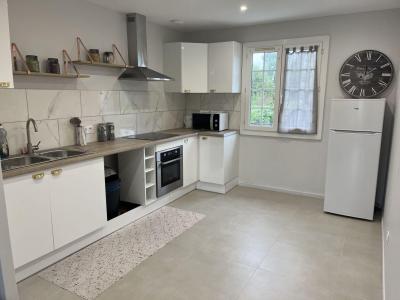 For sale 5 rooms 121 m2 Val d'Oise (95480) photo 2
