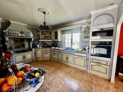 For sale 5 rooms 153 m2 Gard (30800) photo 4