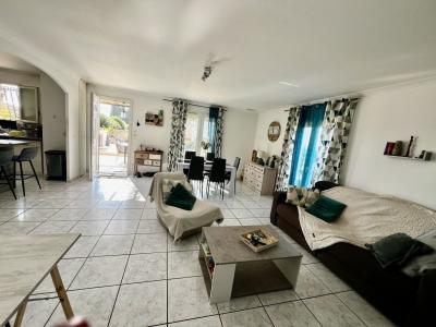 For sale A 15 MIN D'ARLES ET 15 MI 4 rooms 90 m2 Gard (30800) photo 2