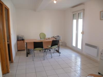 For sale COEUR DE VILLE 2 rooms 38 m2 Herault (34340) photo 0