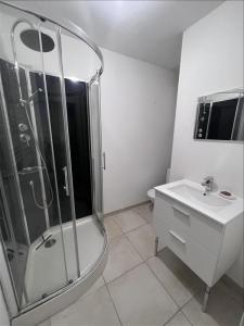 For rent Vierzon 2 rooms 42 m2 Cher (18100) photo 2
