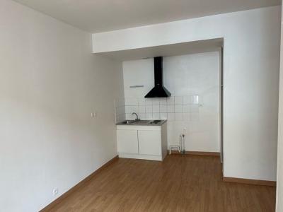 For rent Langon 1 room 26 m2 Gironde (33210) photo 0