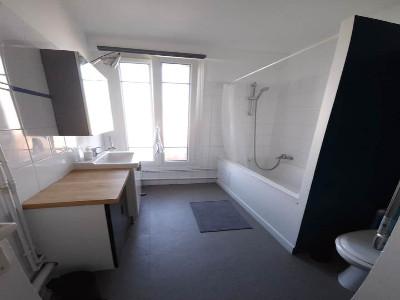 For rent Charleville-mezieres  Rue Duvivier 2 rooms 57 m2 Ardennes (08000) photo 4