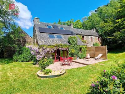 For sale Plougonven 8 rooms 167 m2 Finistere (29640) photo 0