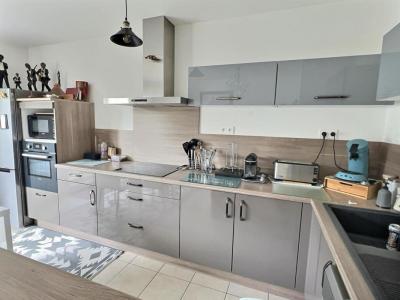 For sale Houmeau 2 rooms 44 m2 Charente maritime (17137) photo 3