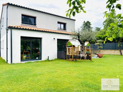 For rent Basse-goulaine 5 rooms 123 m2 Loire atlantique (44115) photo 1