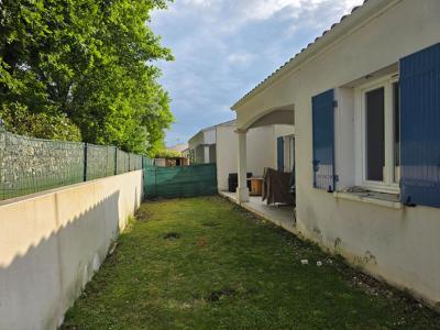 For sale Breuillet 4 rooms 83 m2 Charente maritime (17920) photo 3