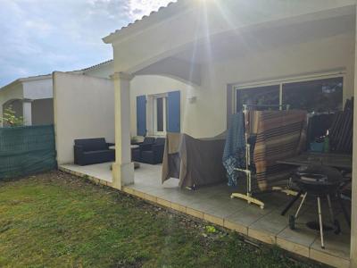 For sale Breuillet 4 rooms 83 m2 Charente maritime (17920) photo 4