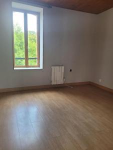 Louer Appartement Chemille 550 euros