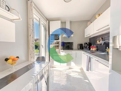 For sale Longjumeau 5 rooms 115 m2 Essonne (91160) photo 3