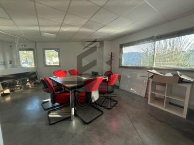 For rent Pessac 561 m2 Gironde (33600) photo 4