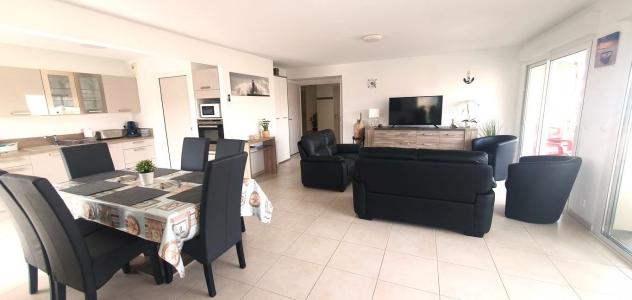For sale Sainte-maxime 5 rooms 142 m2 Var (83120) photo 2