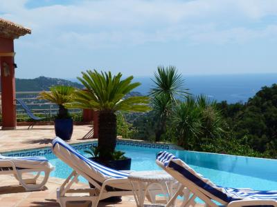 For sale Sainte-maxime 6 rooms 270 m2 Var (83120) photo 3