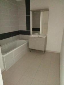 Louer Appartement Belleville 883 euros
