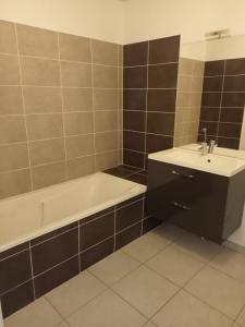 Louer Appartement Pontcharra-sur-turdine 671 euros