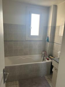 For sale Perpignan 3 rooms 60 m2 Pyrenees orientales (66000) photo 2